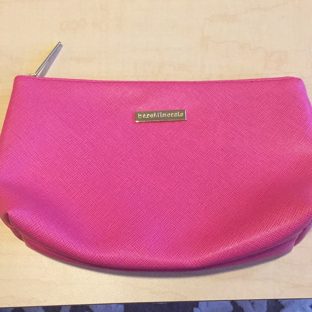 bareMinerals makeup bag 💄